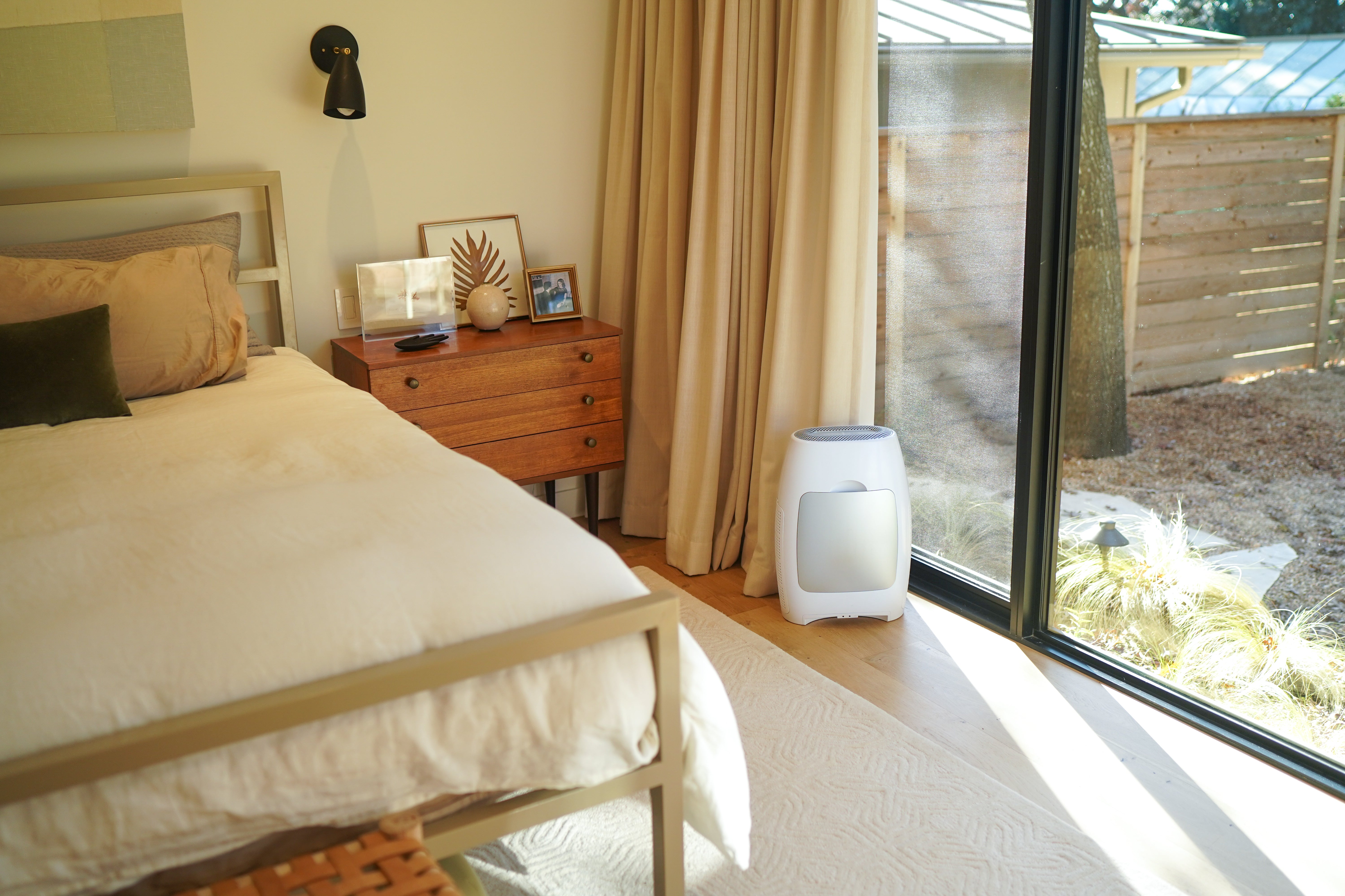 EyeVac Air in bedroom